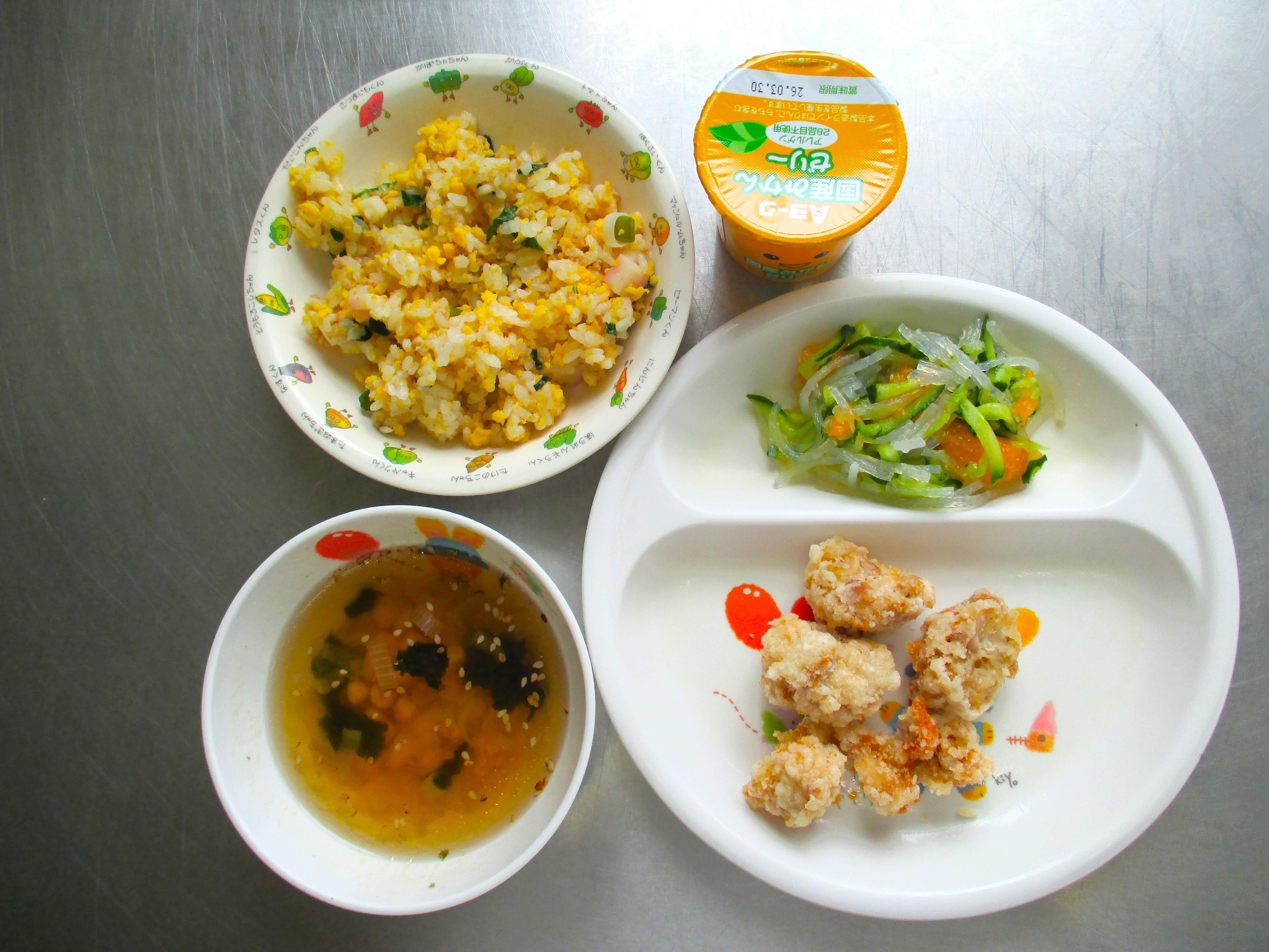 ひまわり組のお楽しみ給食